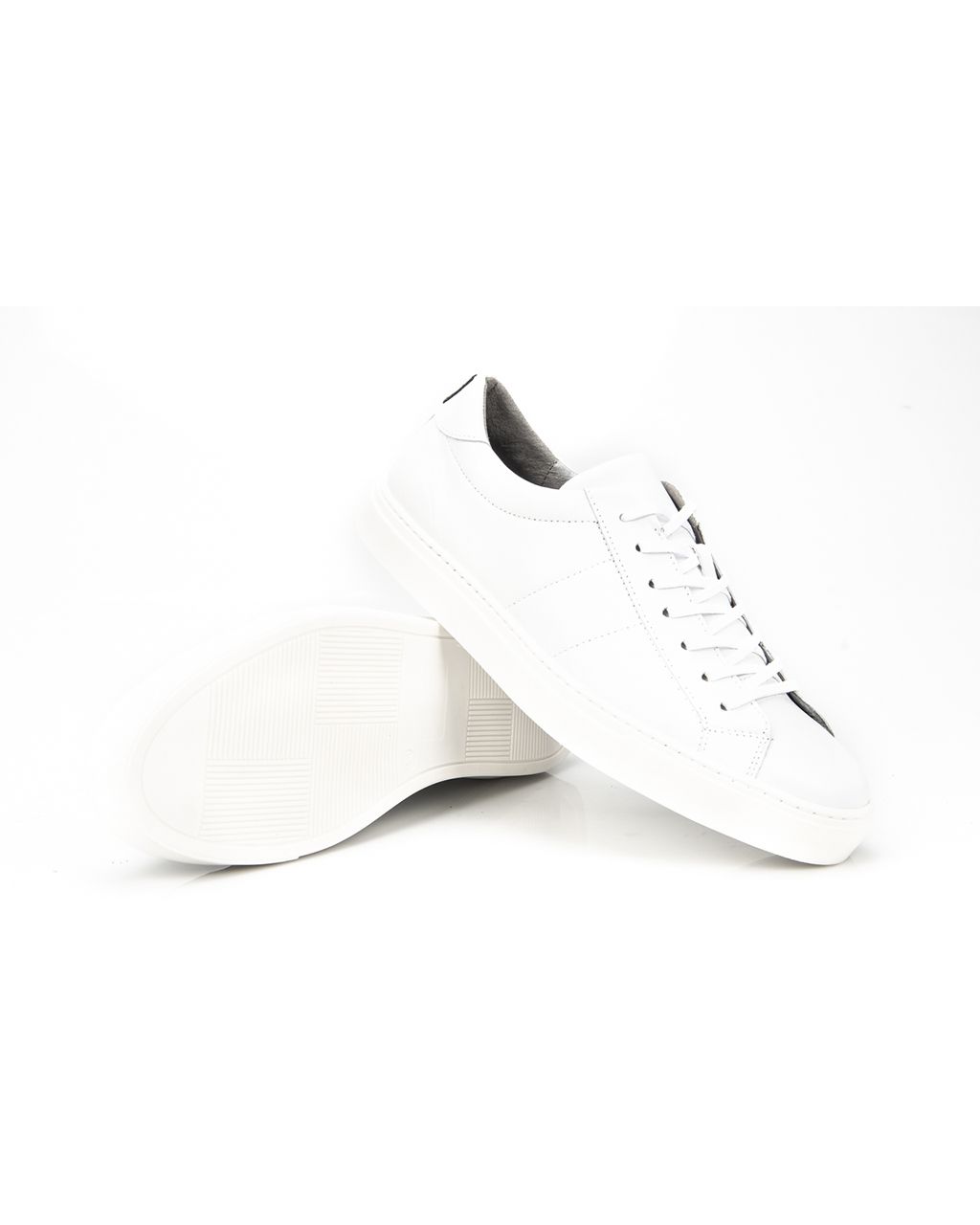 Victim Sneakers Wit uni 052384-001-40