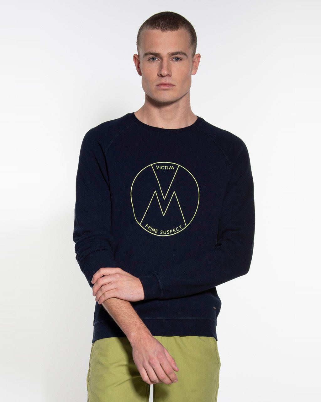 Victim Sweater Donkerblauw 053656-002-L