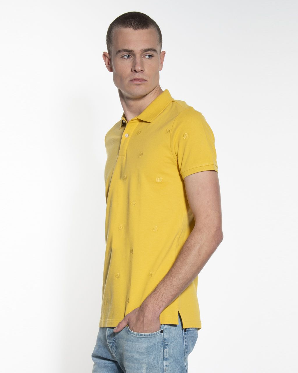 Victim Polo KM Donkergeel uni 053670-002-L