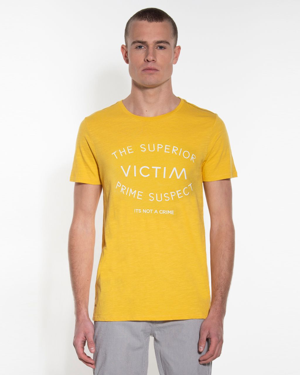 Victim T-shirt KM Donkergeel 053671-004-L
