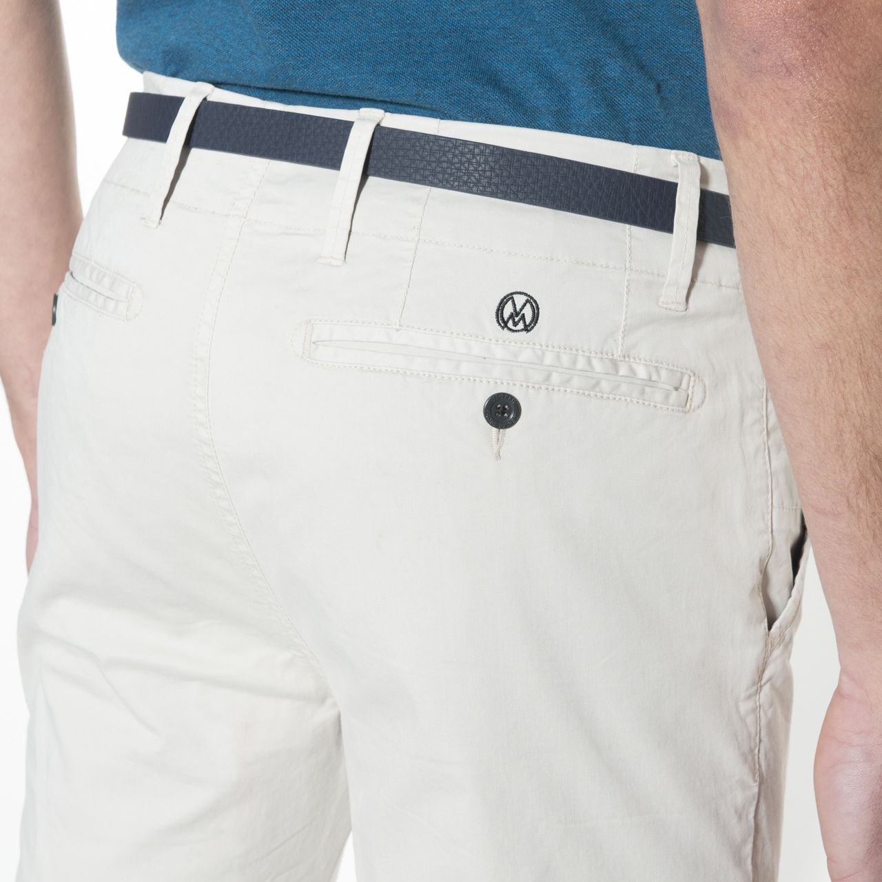 Victim Chino Off White uni 053791-002-29/34