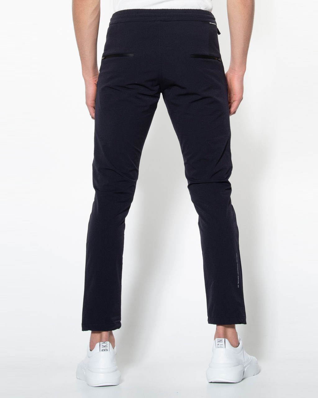 Krakatau Chino Zwart 058322-002-29