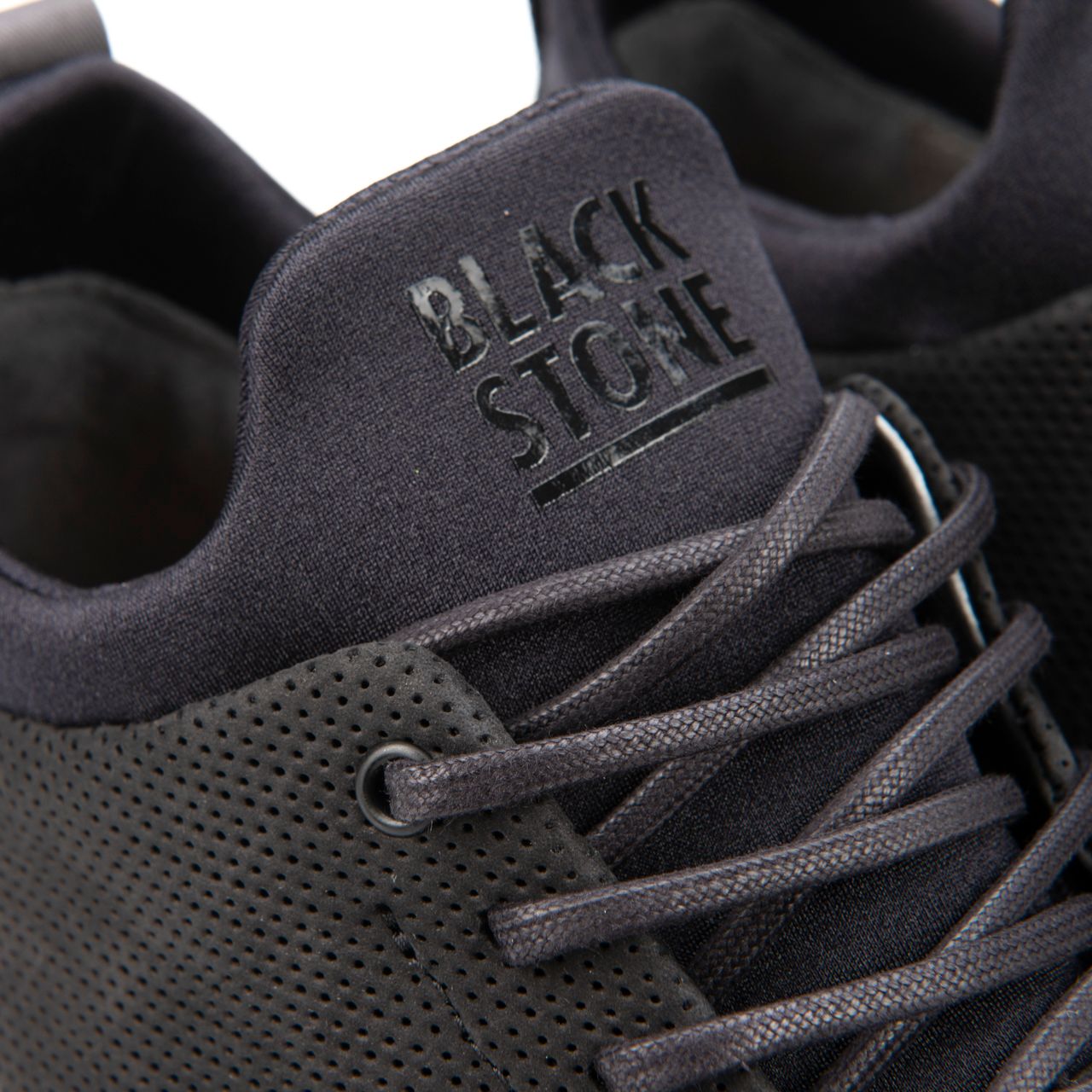 Blackstone Mid-Top Sneakers Zwart 064725-001-41