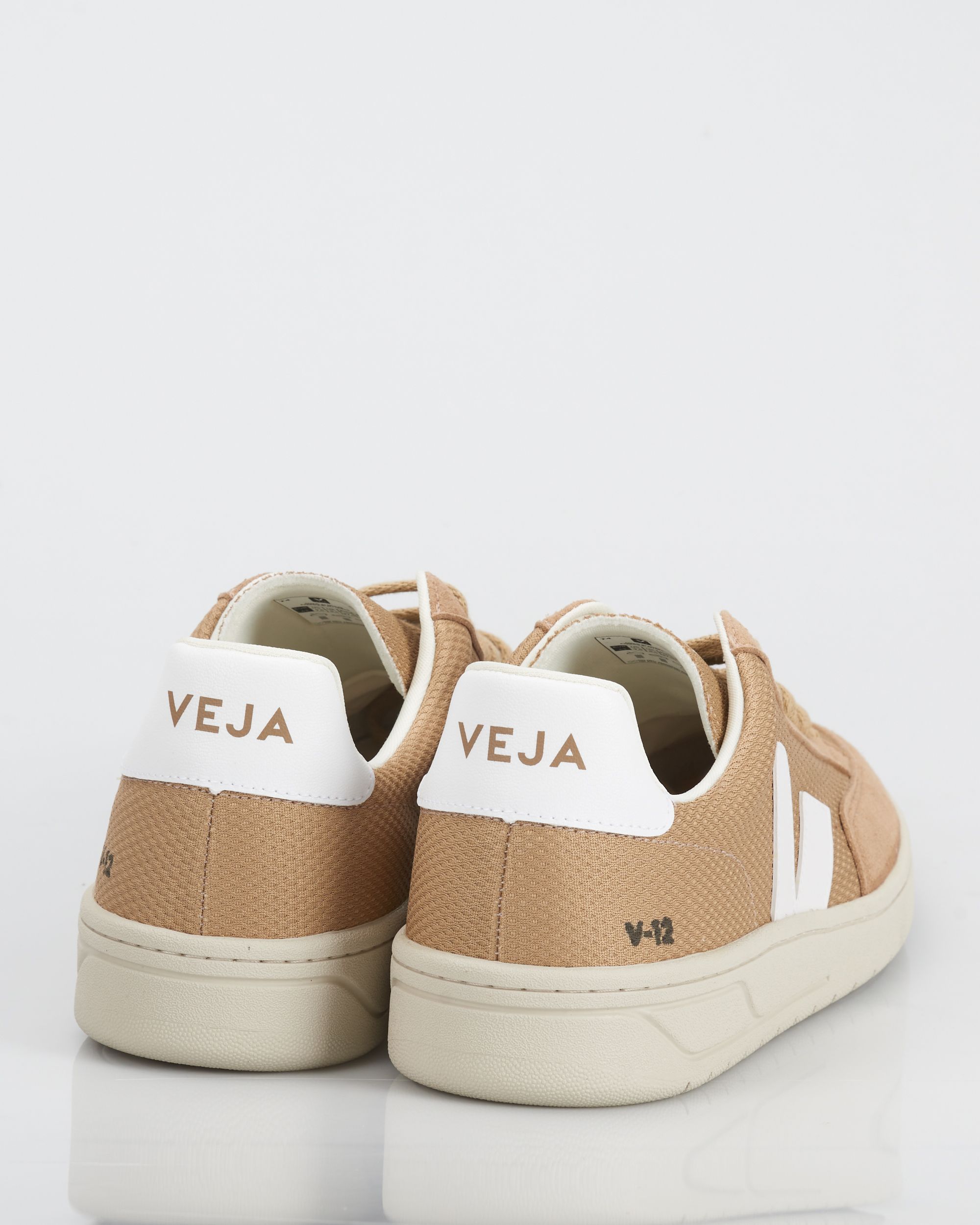 Veja V-12  Sneakers Sand 078568-001-41