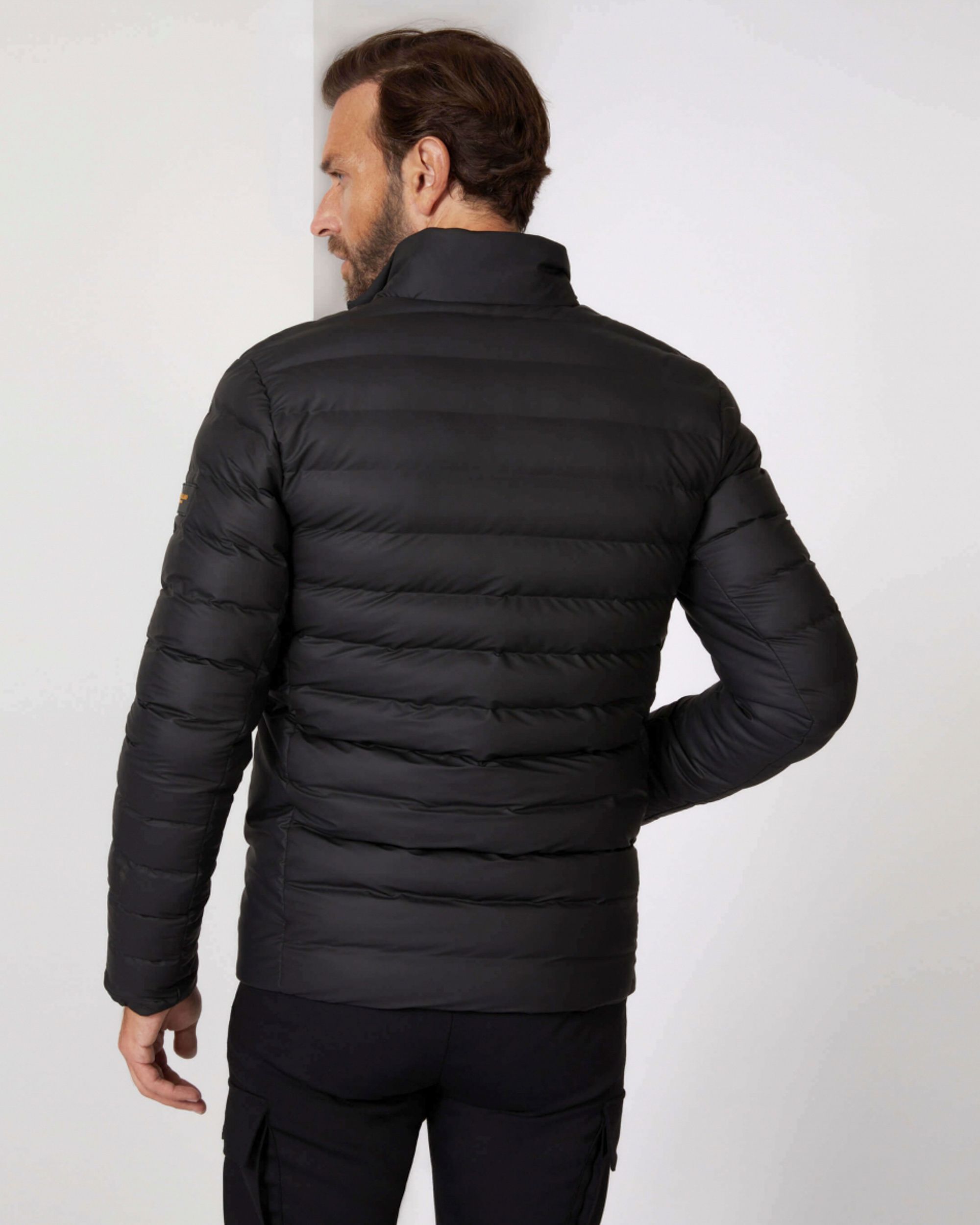 Cavallaro Jack Zwart 080898-001-L