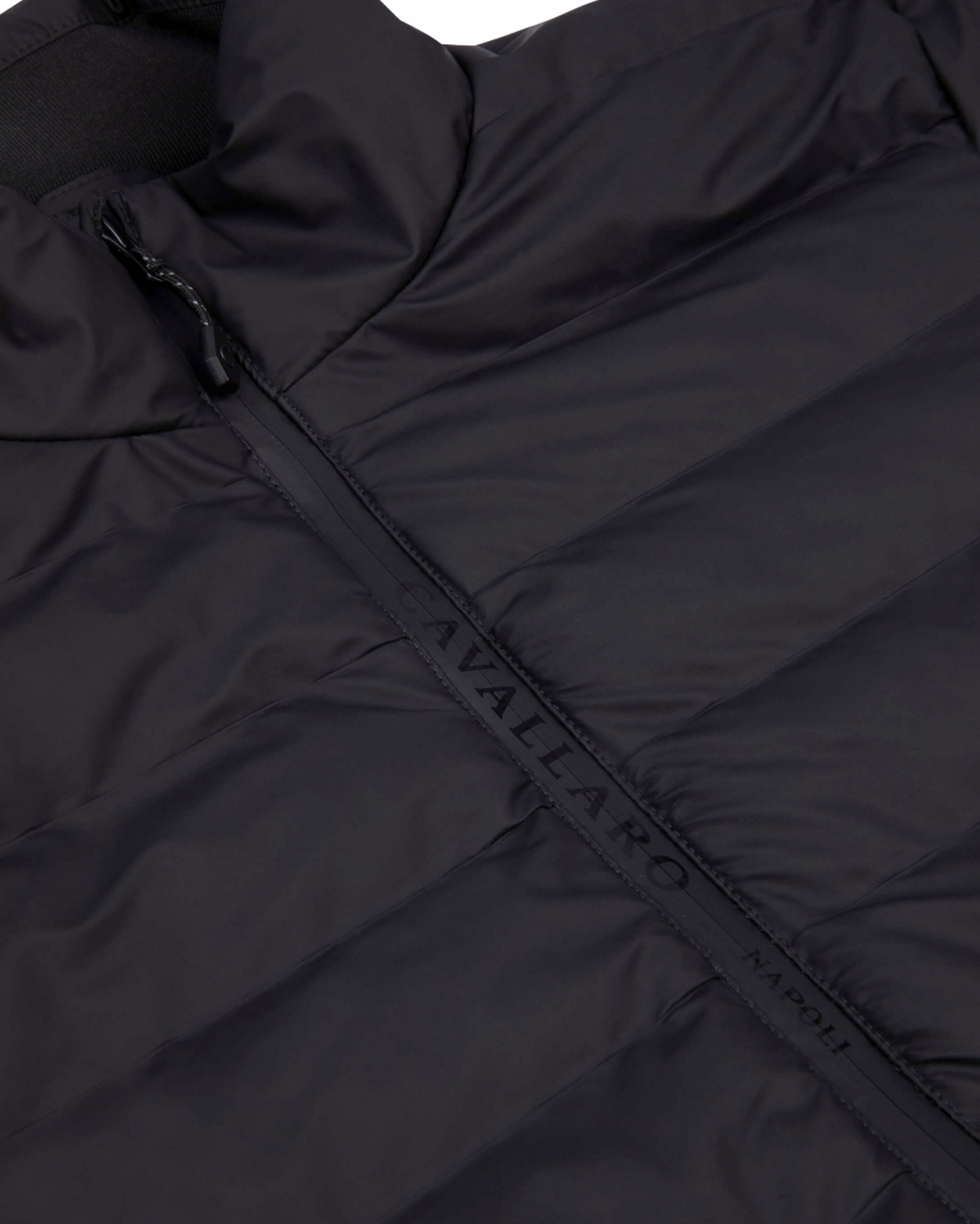 Cavallaro Jack Zwart 080898-001-L