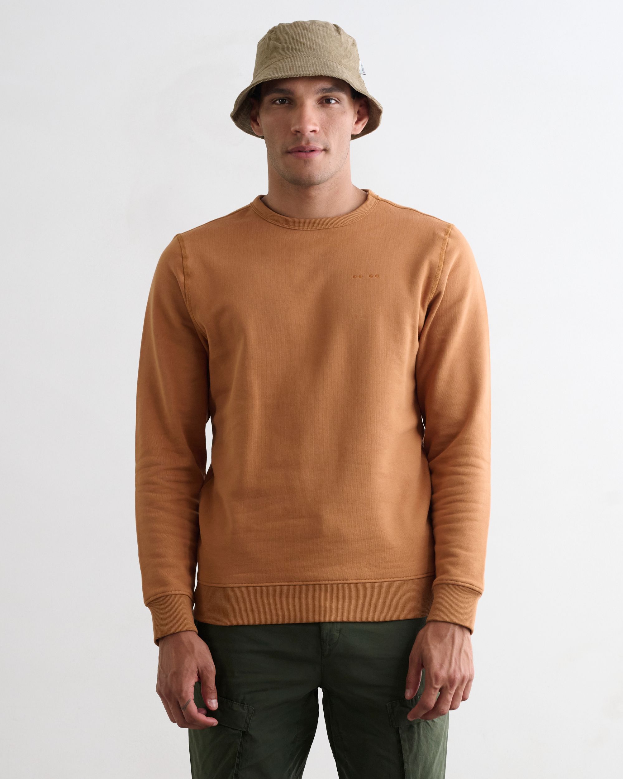 J.C. RAGS Sweater Almond 084535-003-L