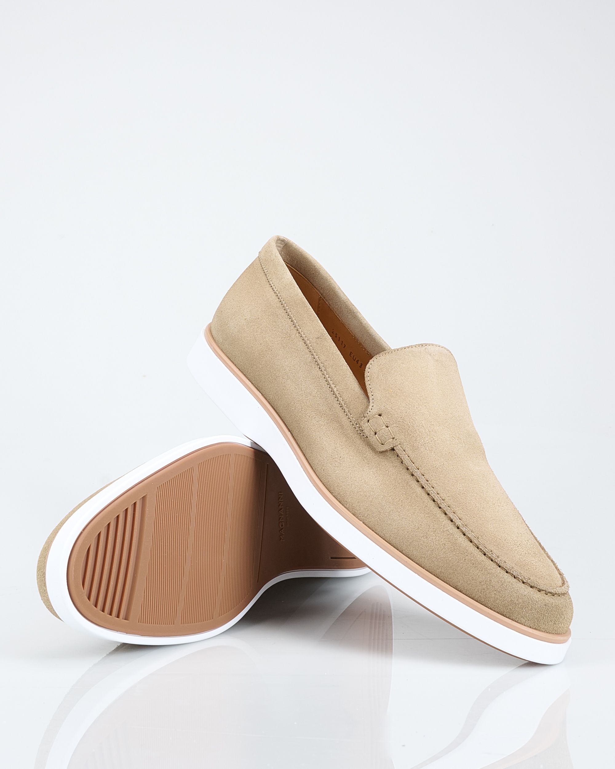 Magnanni Loafers Sand 084916-001-41