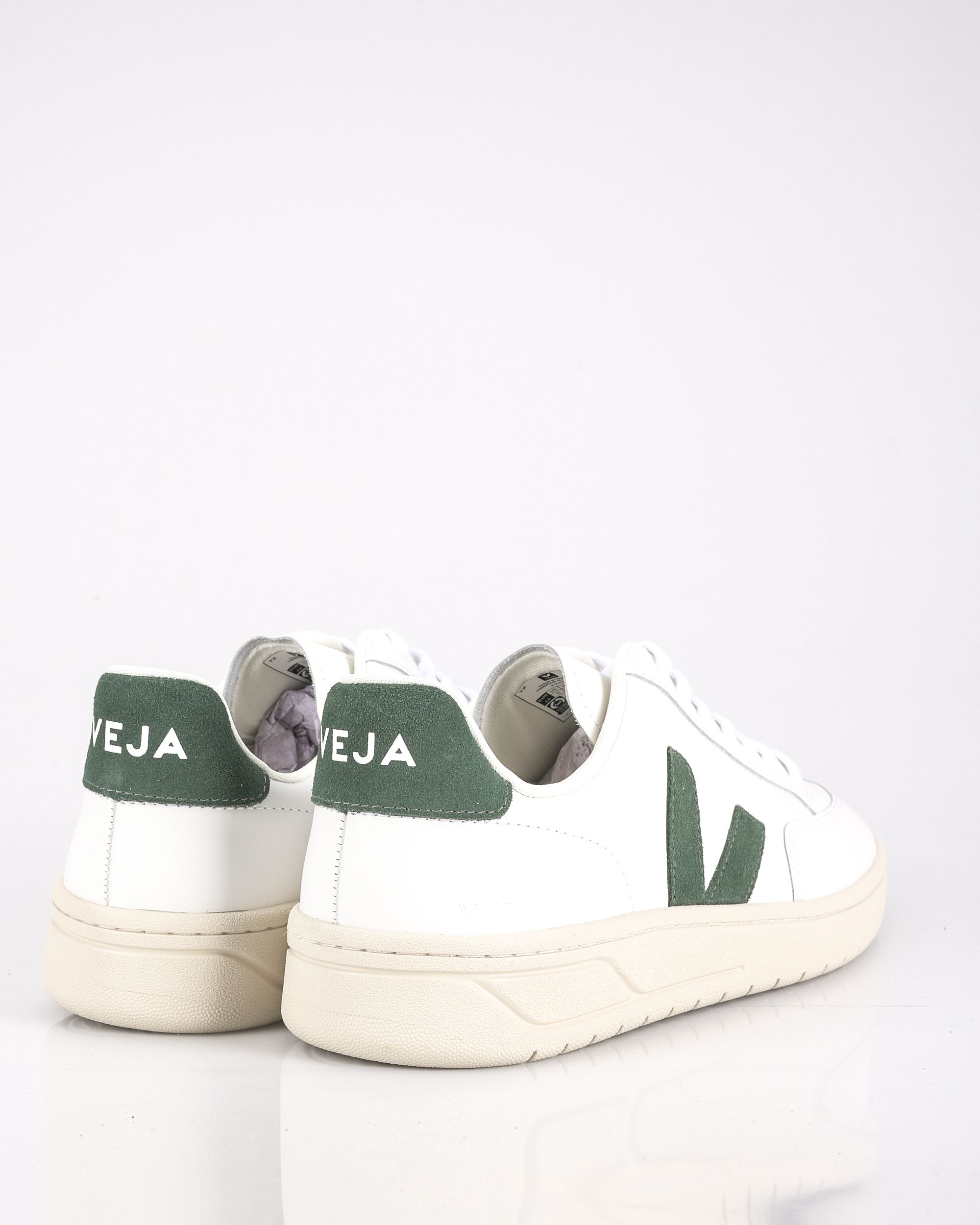 Veja V-12 Sneakers Wit 090514-001-41