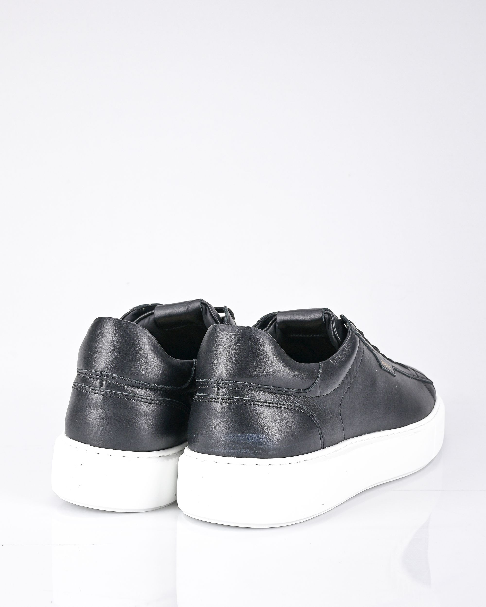 Nubikk Vince Tora Sneakers Zwart 090554-001-40