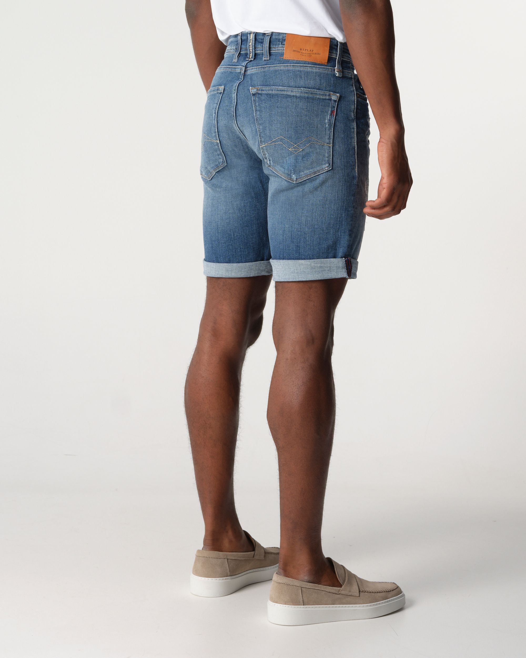 Replay RBJ.981 Aged-Destroyed Short Blauw 094368-001-29