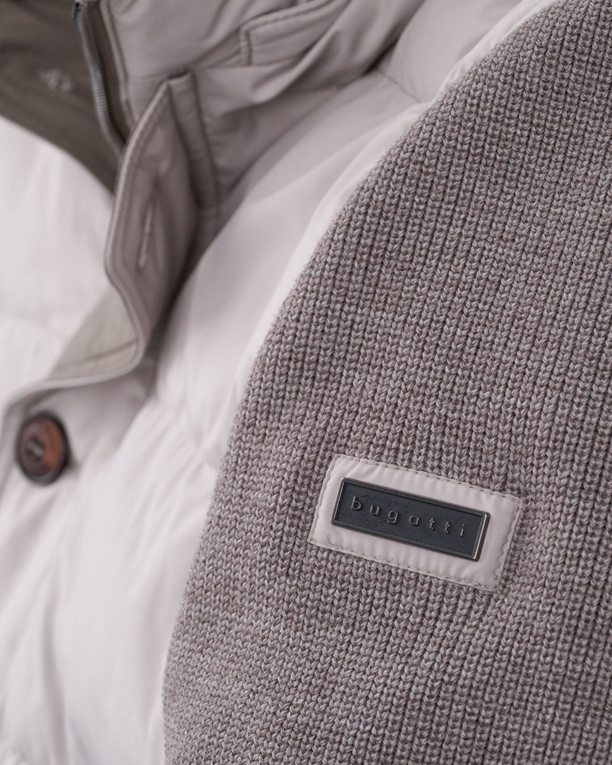 Bugatti clothing Jack Beige 096510-001-L