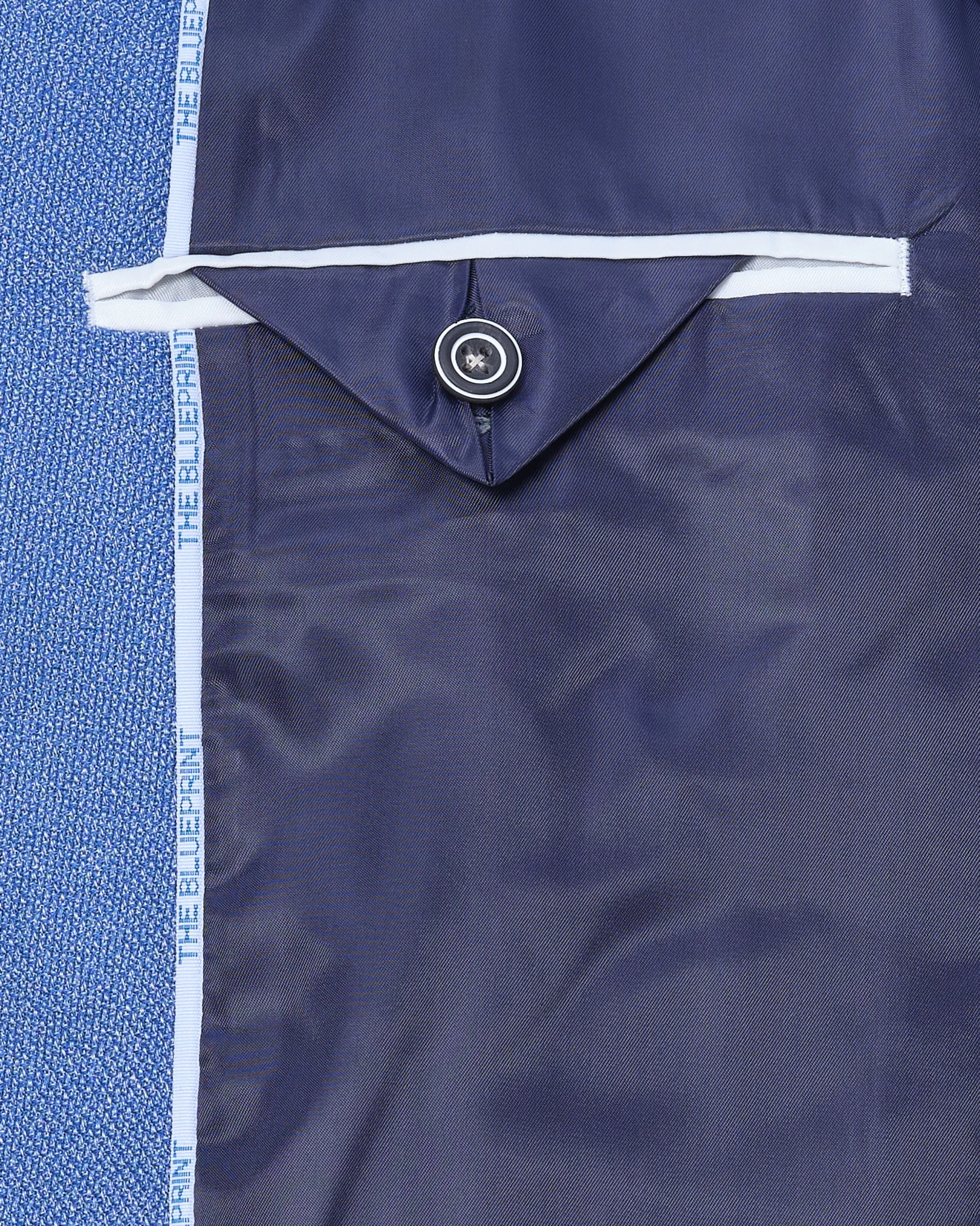 The BLUEPRINT Premium Colbert Lichtblauw uni 070156-004-102
