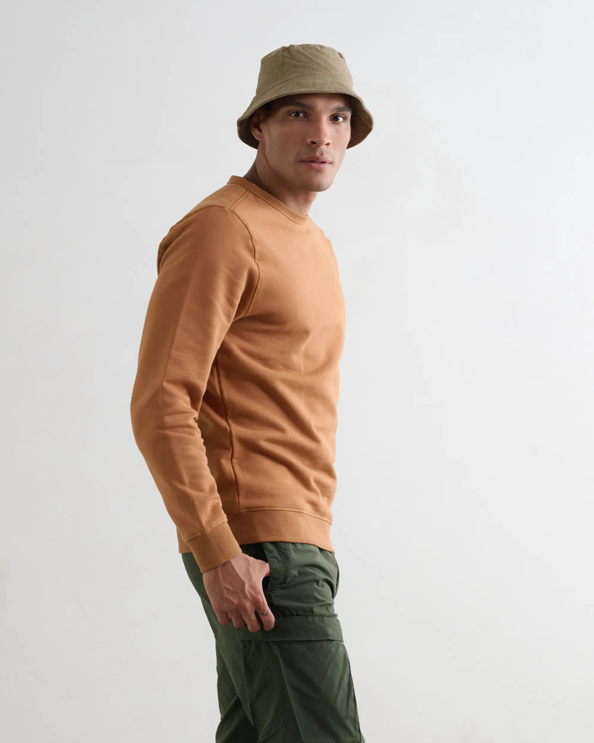 J.C. RAGS Sweater Almond 084535-003-L