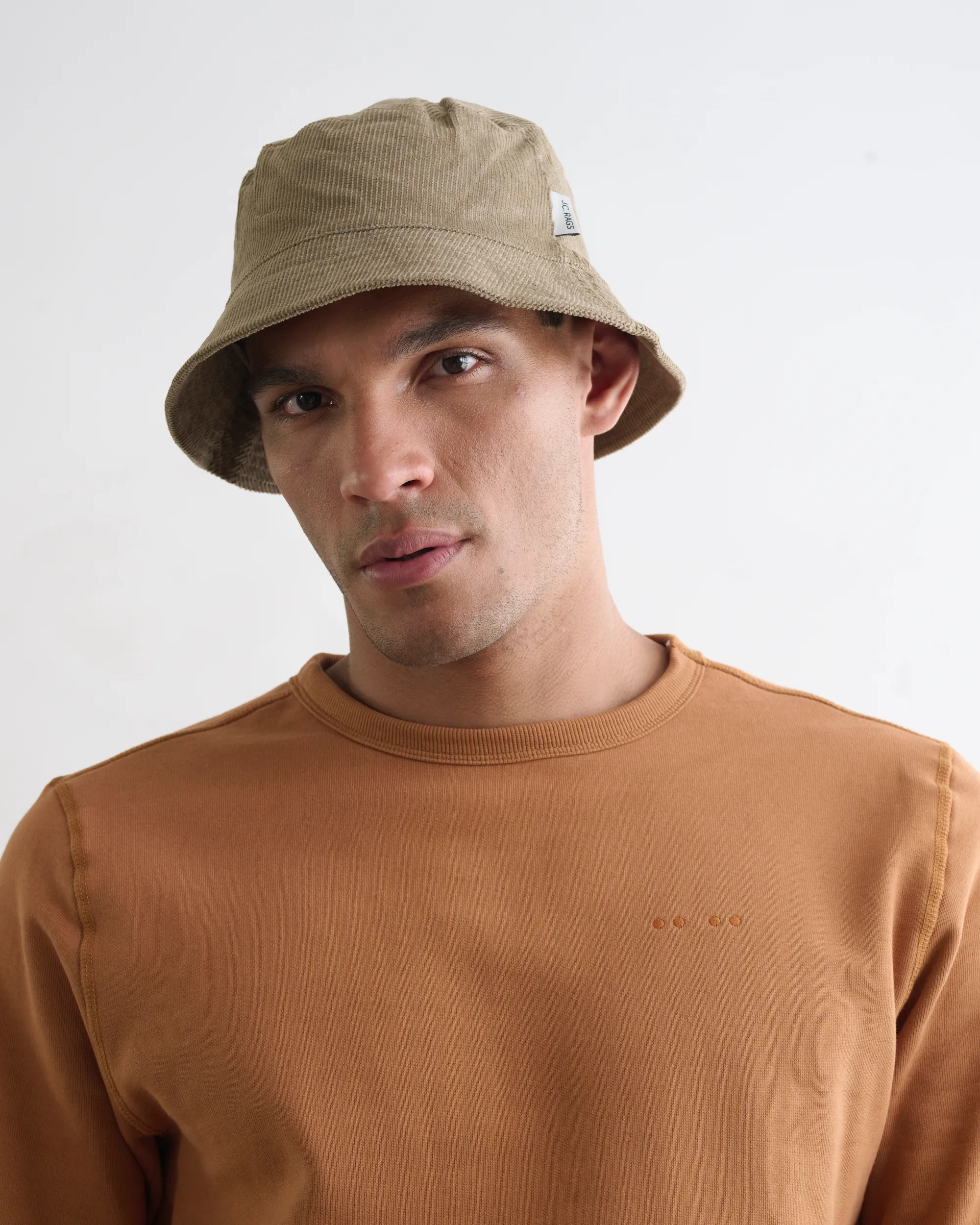 J.C. RAGS Sweater Almond 084535-003-L