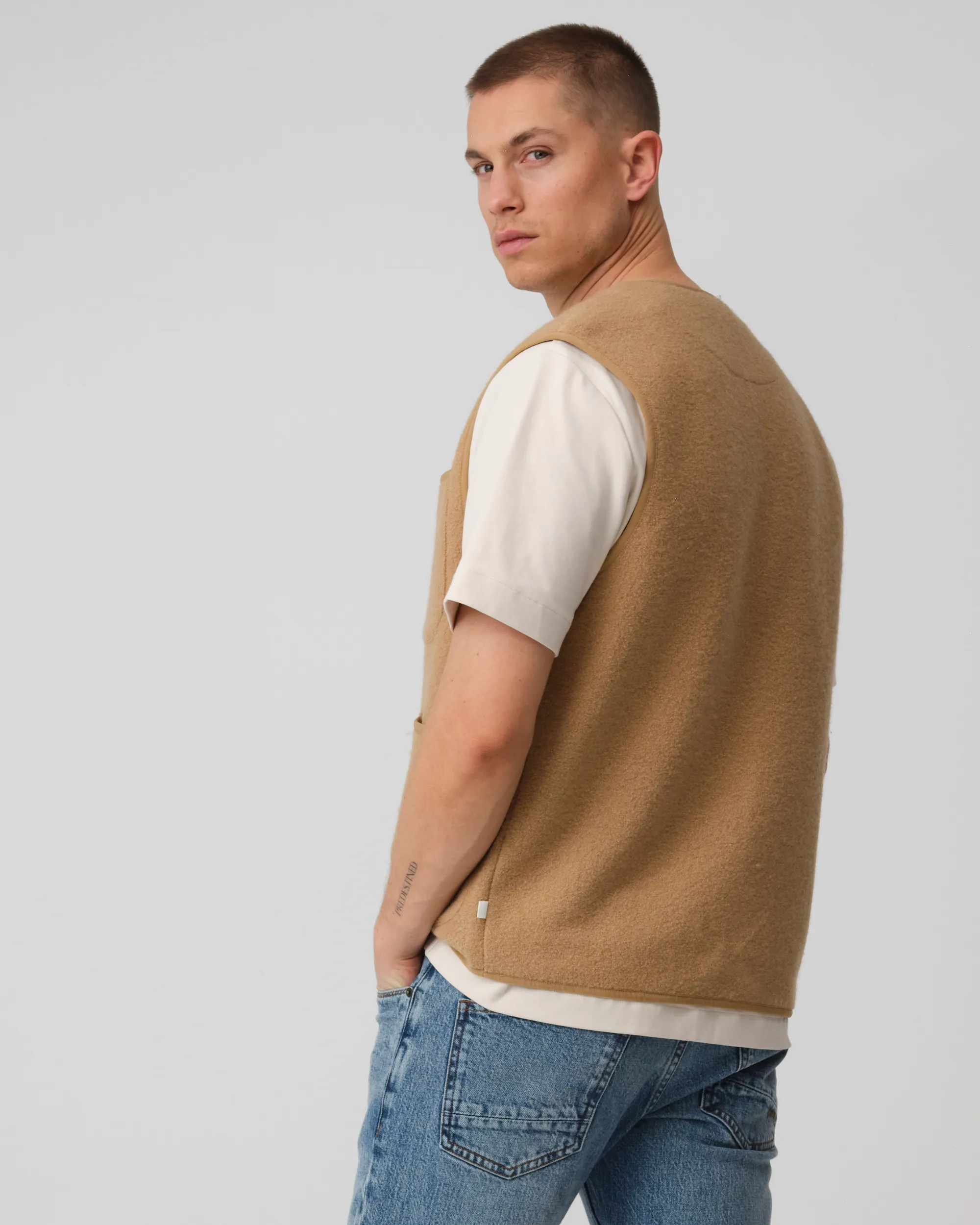 J.C. RAGS Rockwell Mouwloos Vest Toasted coconut 095745-002-3XL