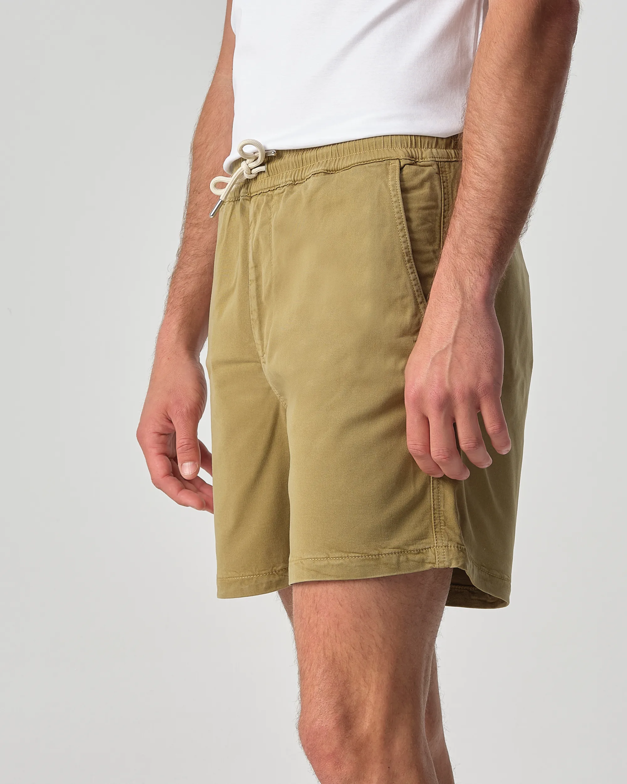 NN07 Gregor  Short Groen 099768-001-L