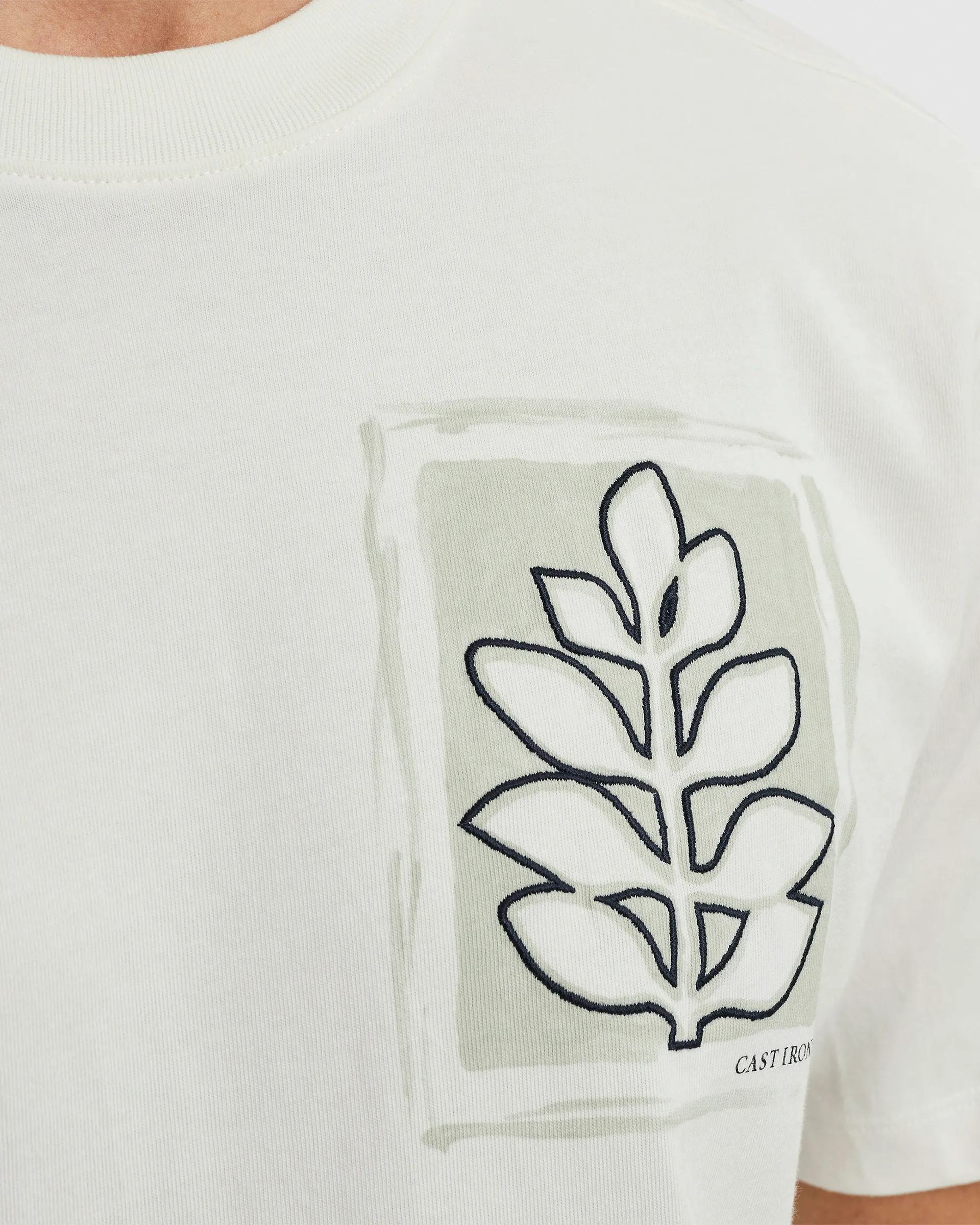 Cast Iron T-shirt KM Wit 102010-001-L