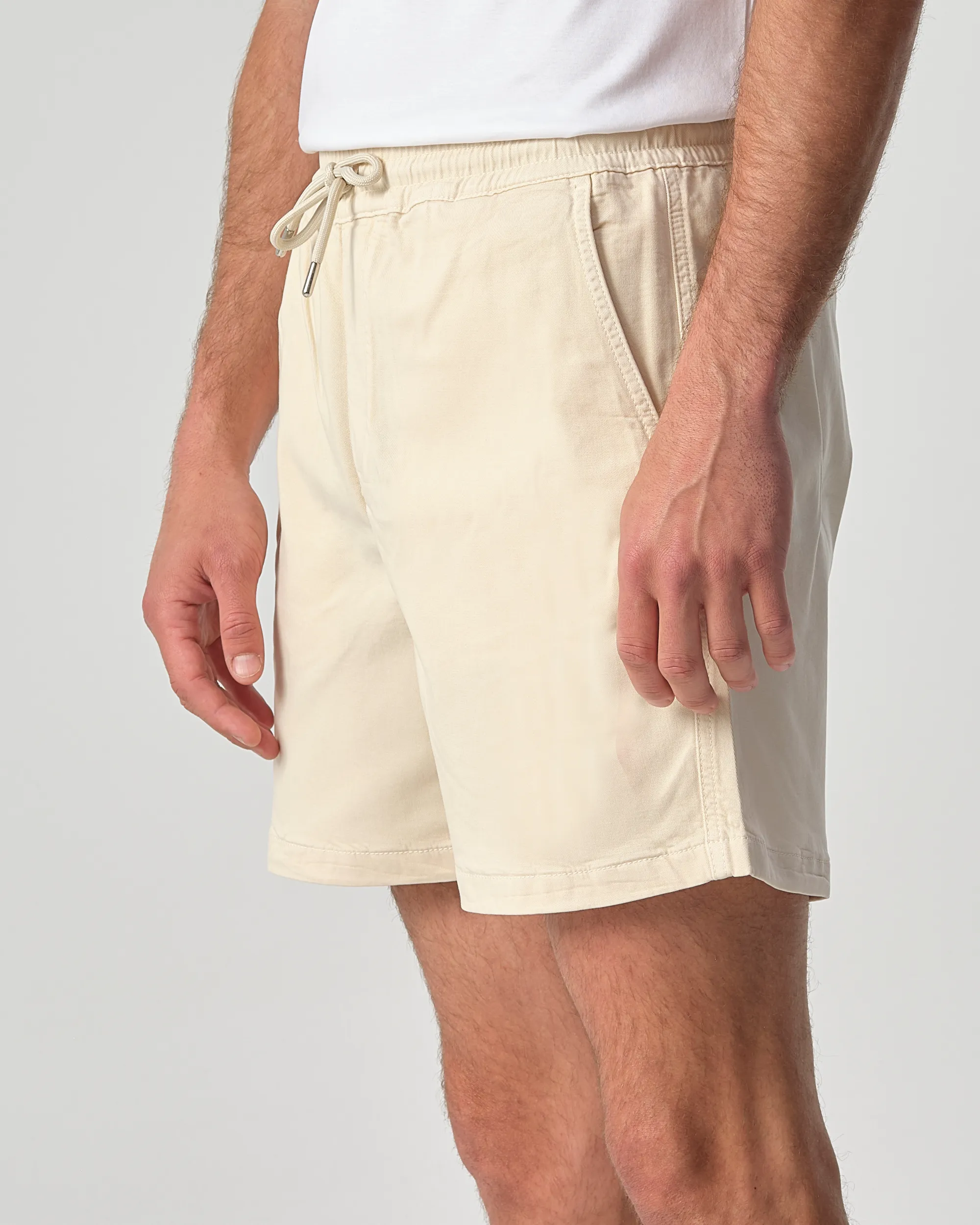 NN07 Gregor Short Ecru 103157-001-L