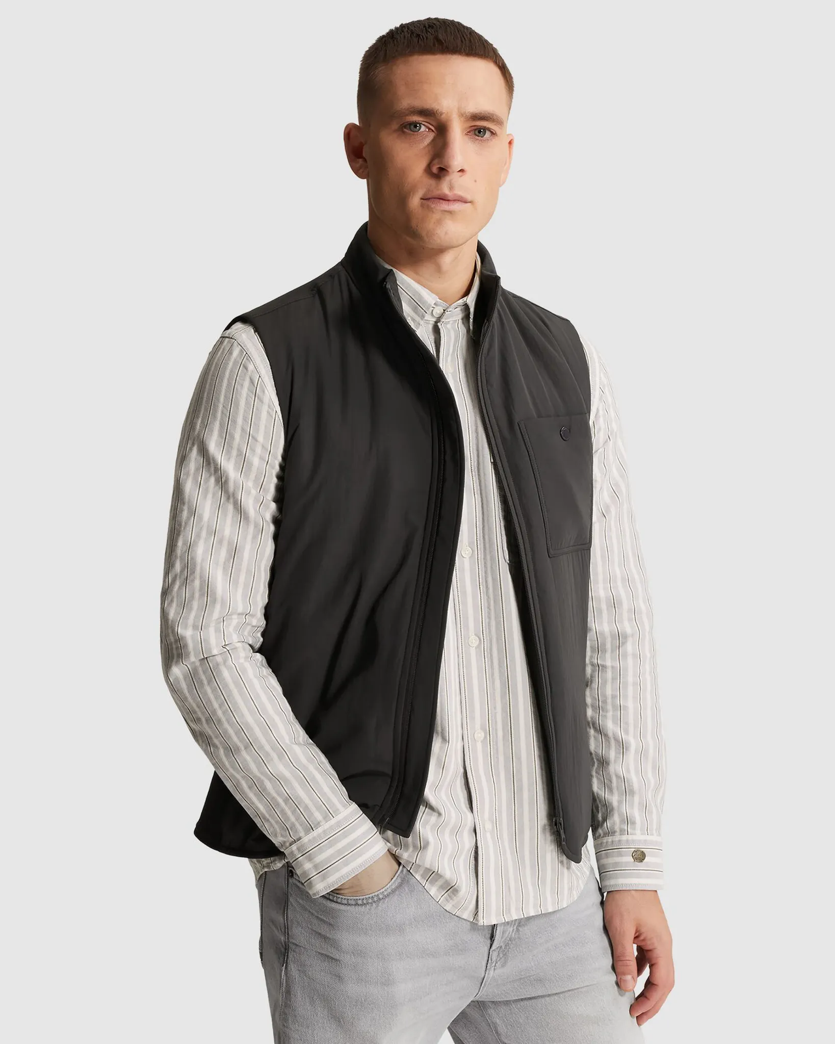 Cast Iron Bodywarmer Zwart 107284-001-L