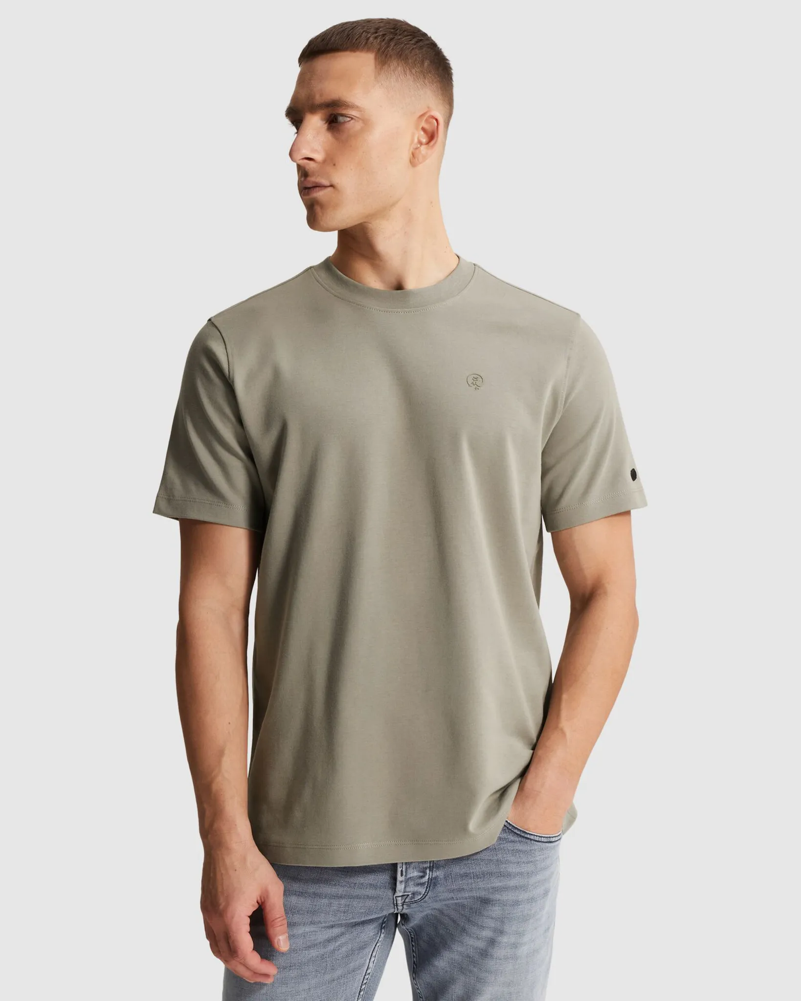Cast Iron T-shirt  Groen 107310-001-L