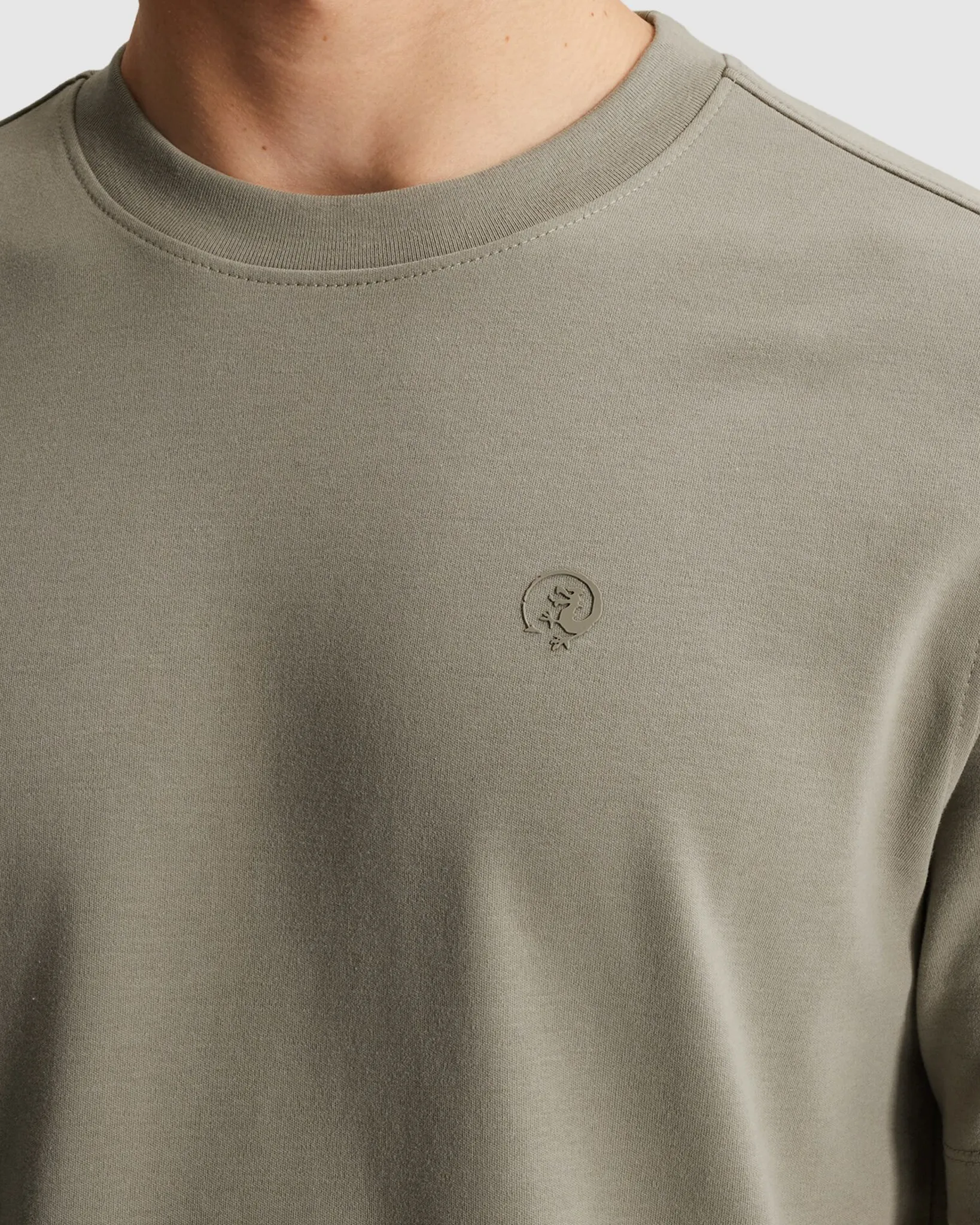 Cast Iron T-shirt  Groen 107310-001-L