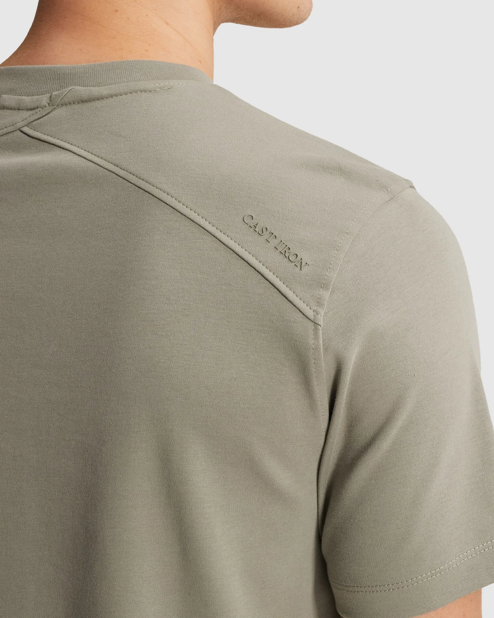 Cast Iron T-shirt  Groen 107310-001-L