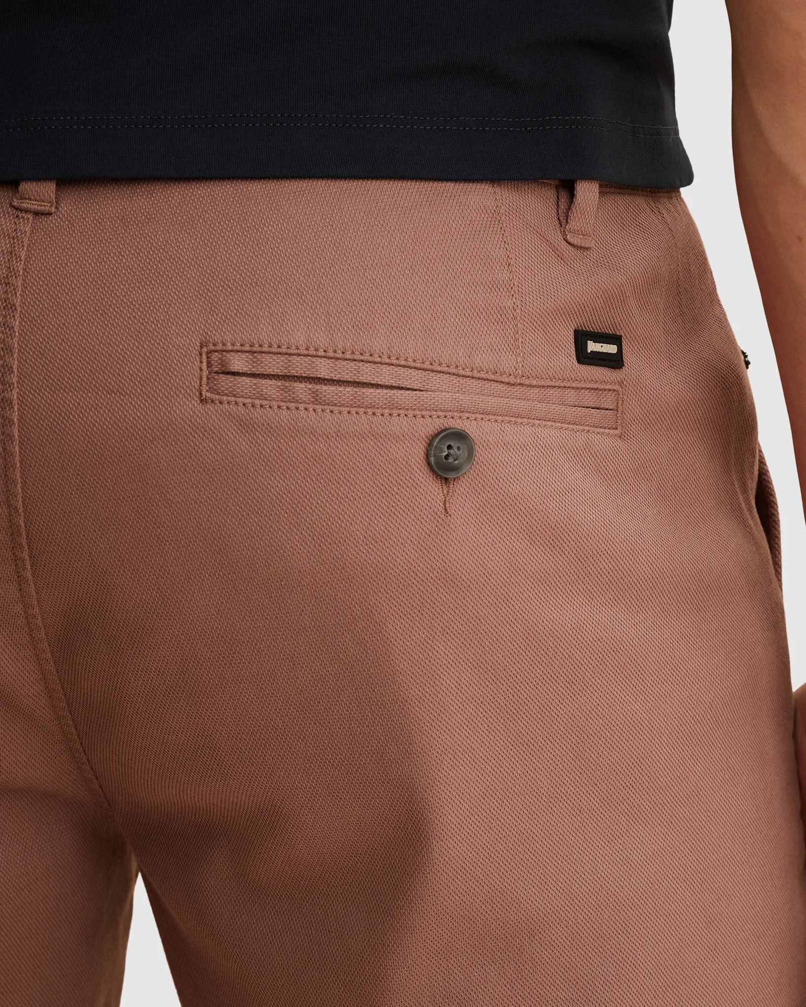 Vanguard V65 Short Rood 108595-001-30