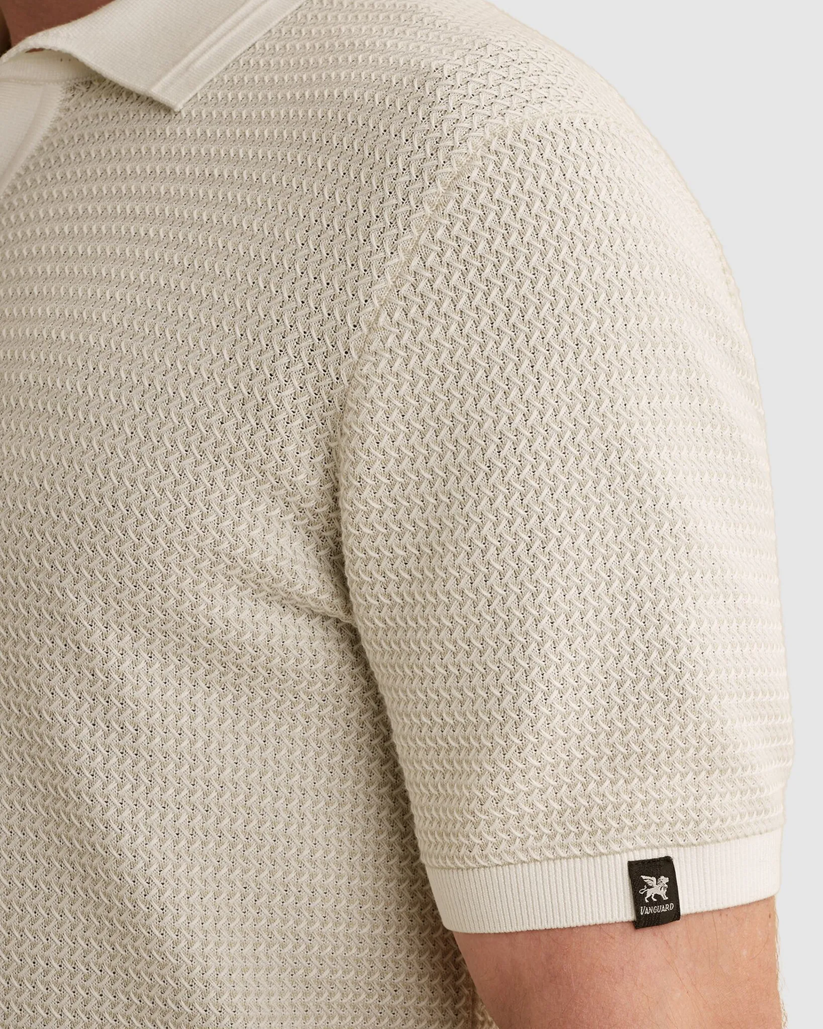 Vanguard Vest Ecru 109027-001-L