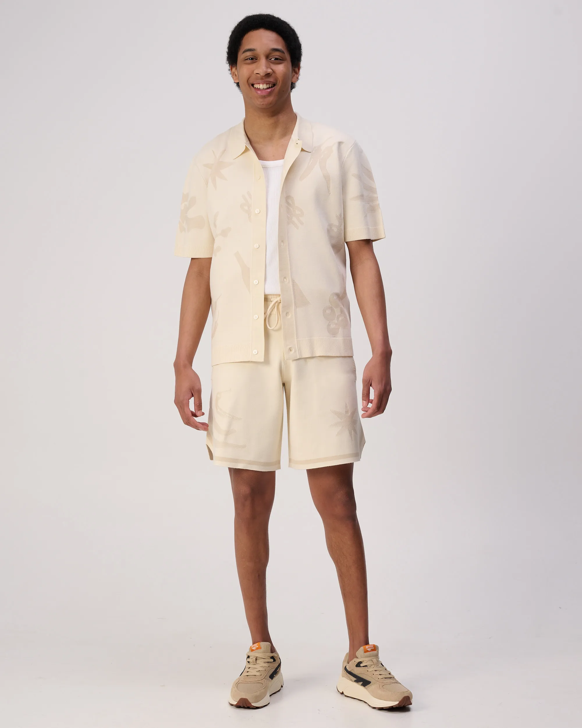 Filling Pieces Breaking Bread Short Off white 109559-001-L