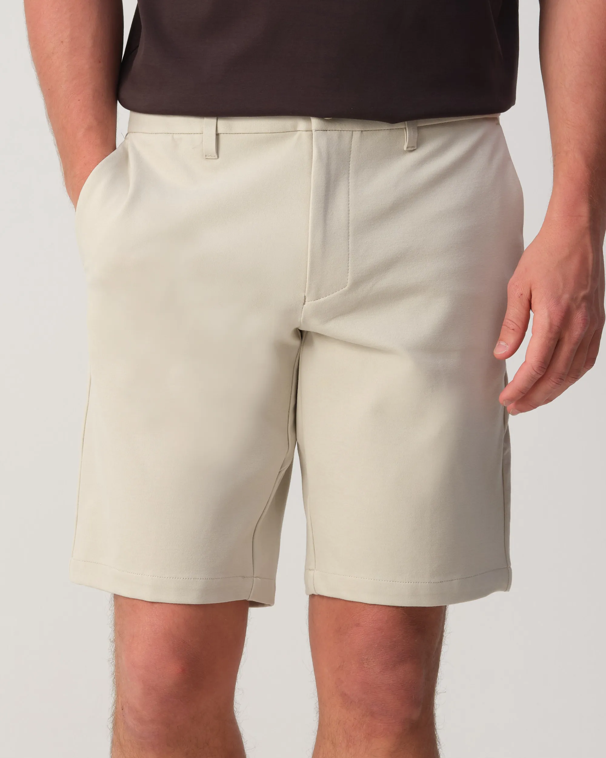 Boss Leisure Commuter Short Beige 109680-001-48