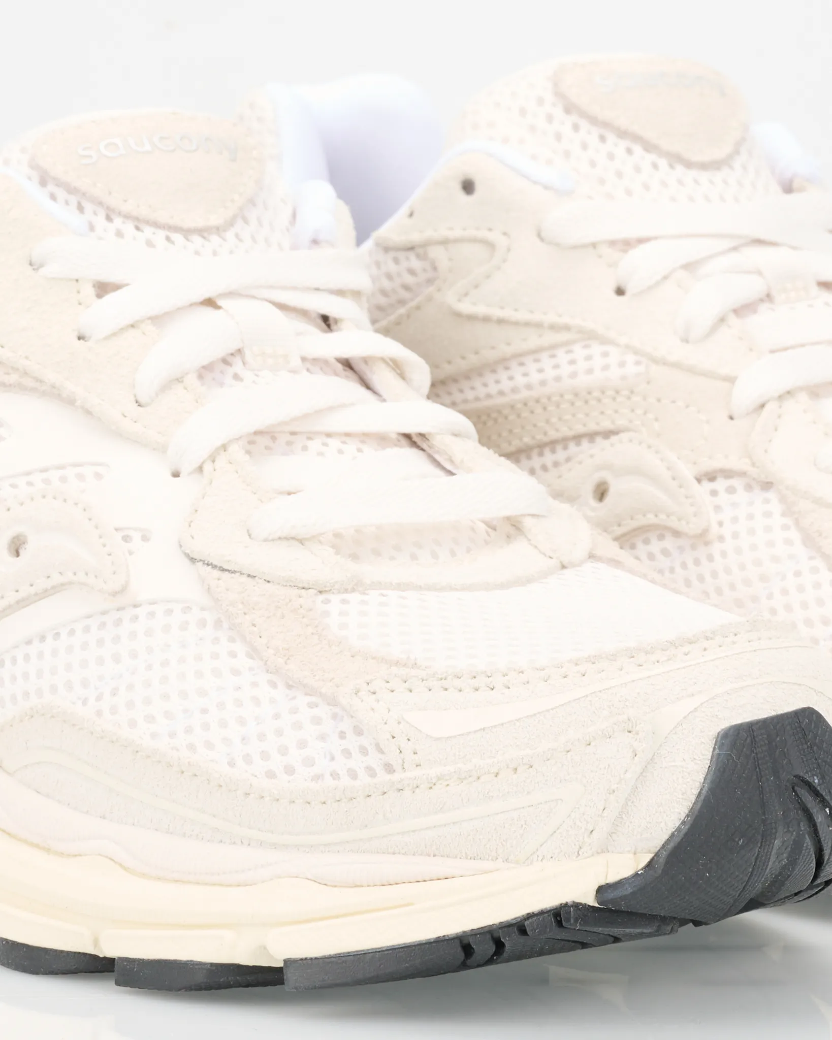 Saucony Progrid Omni 9 Sneakers Wit 110037-001-41