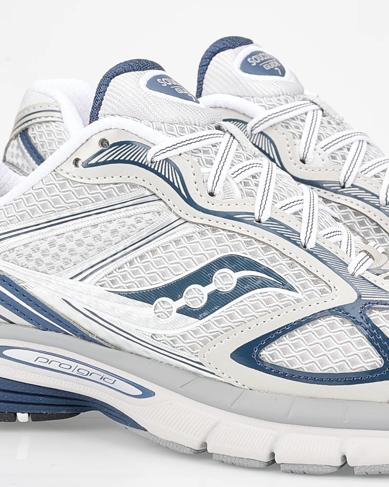 Saucony Progrid Guide 7 Sneakers Grijs 110039-001-41