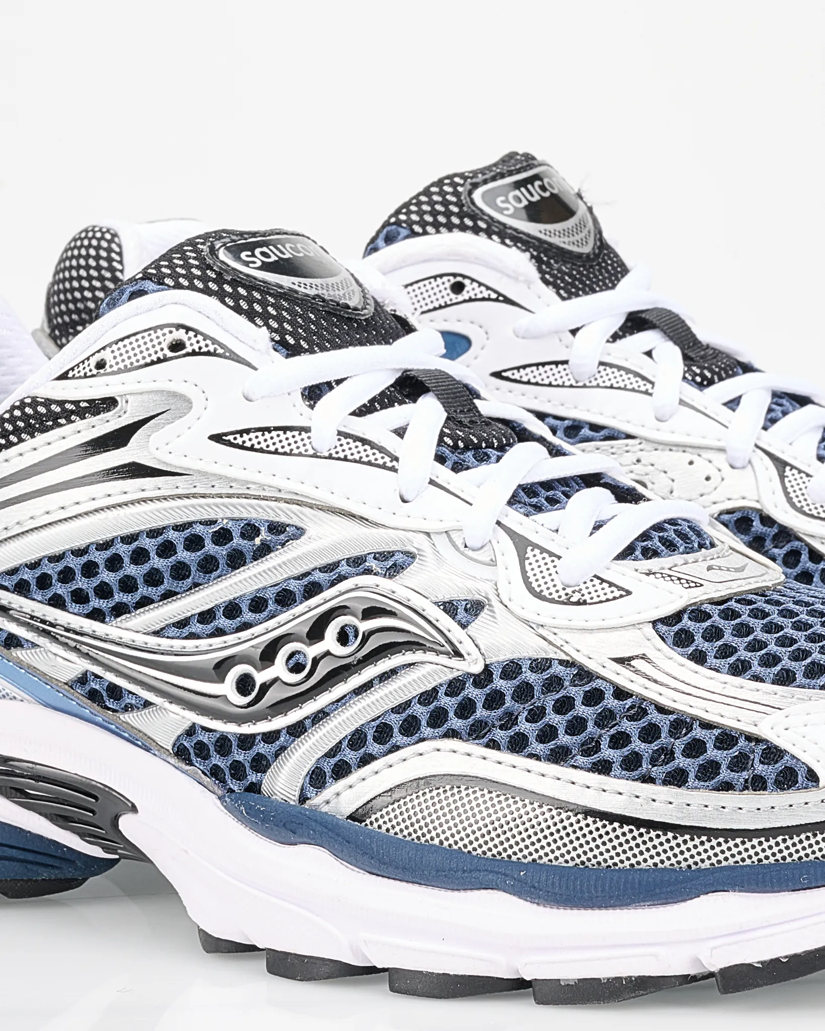 Saucony Progrid Omni 9 Sneakers Donker blauw 110045-001-41