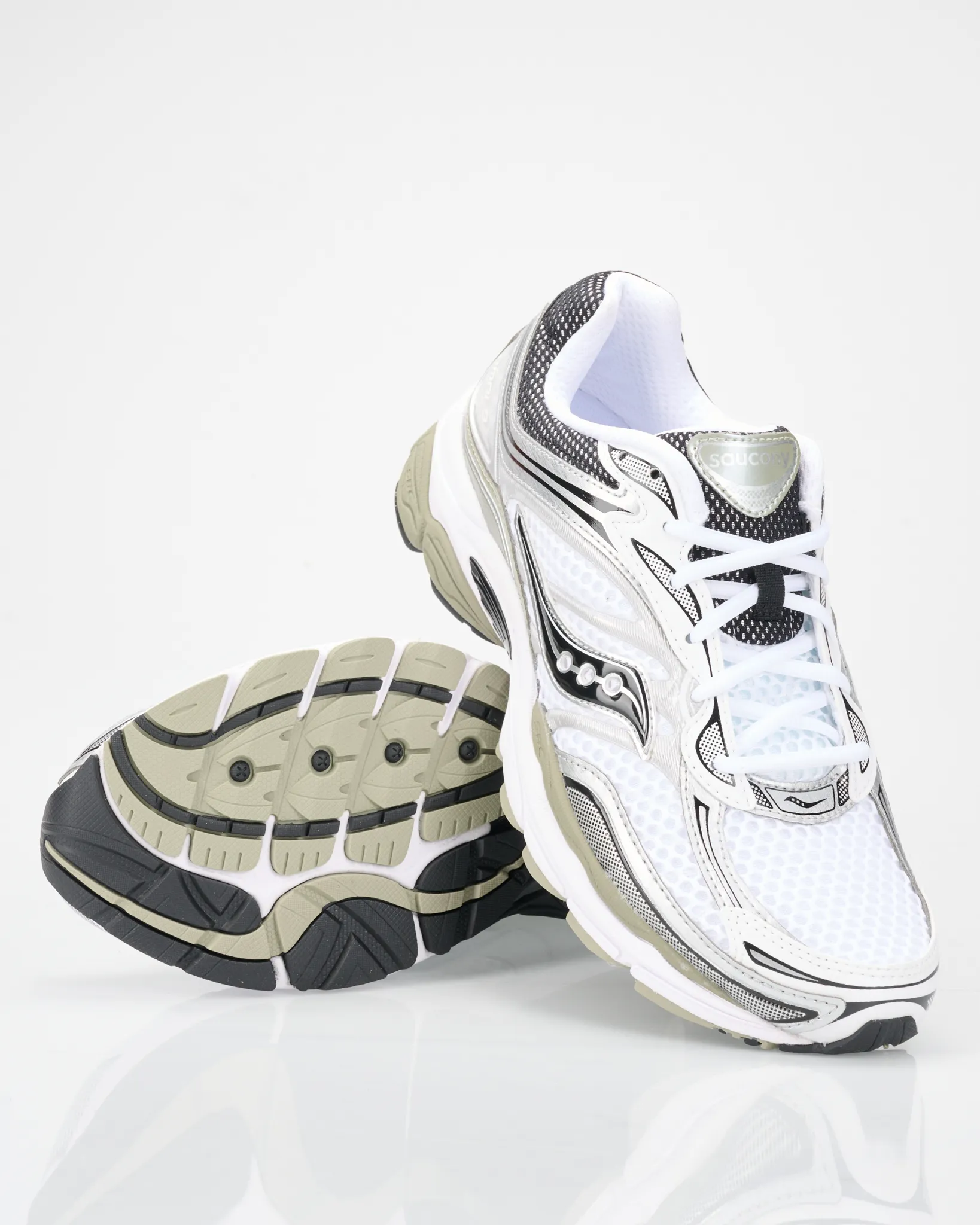 Saucony Progrid Omni 9 Sneakers Wit 110047-001-41