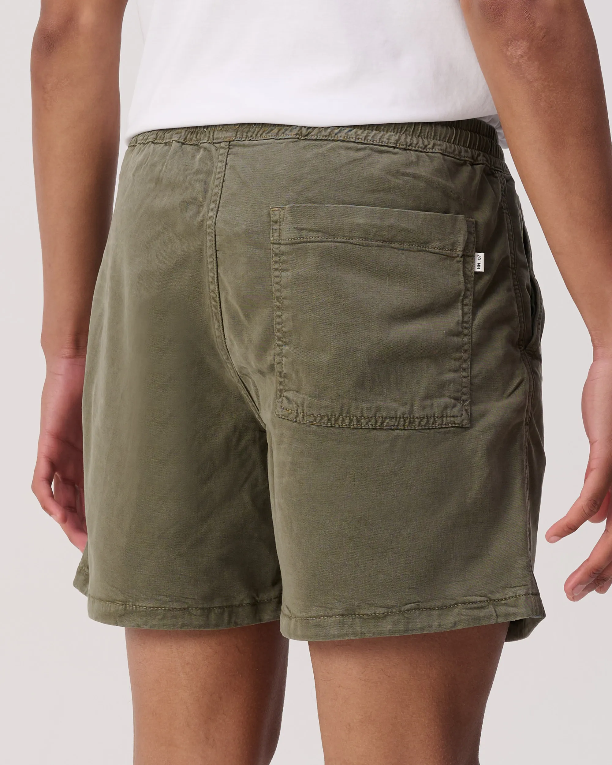 NN07 Gregor Short Beige 110090-001-L