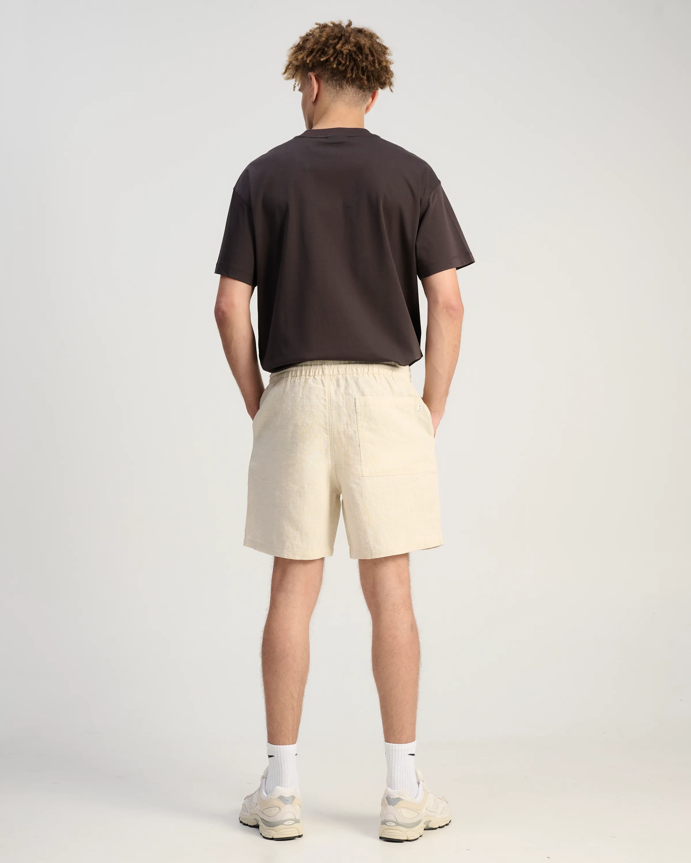 NN07 Gregor Short Beige 110167-001-L
