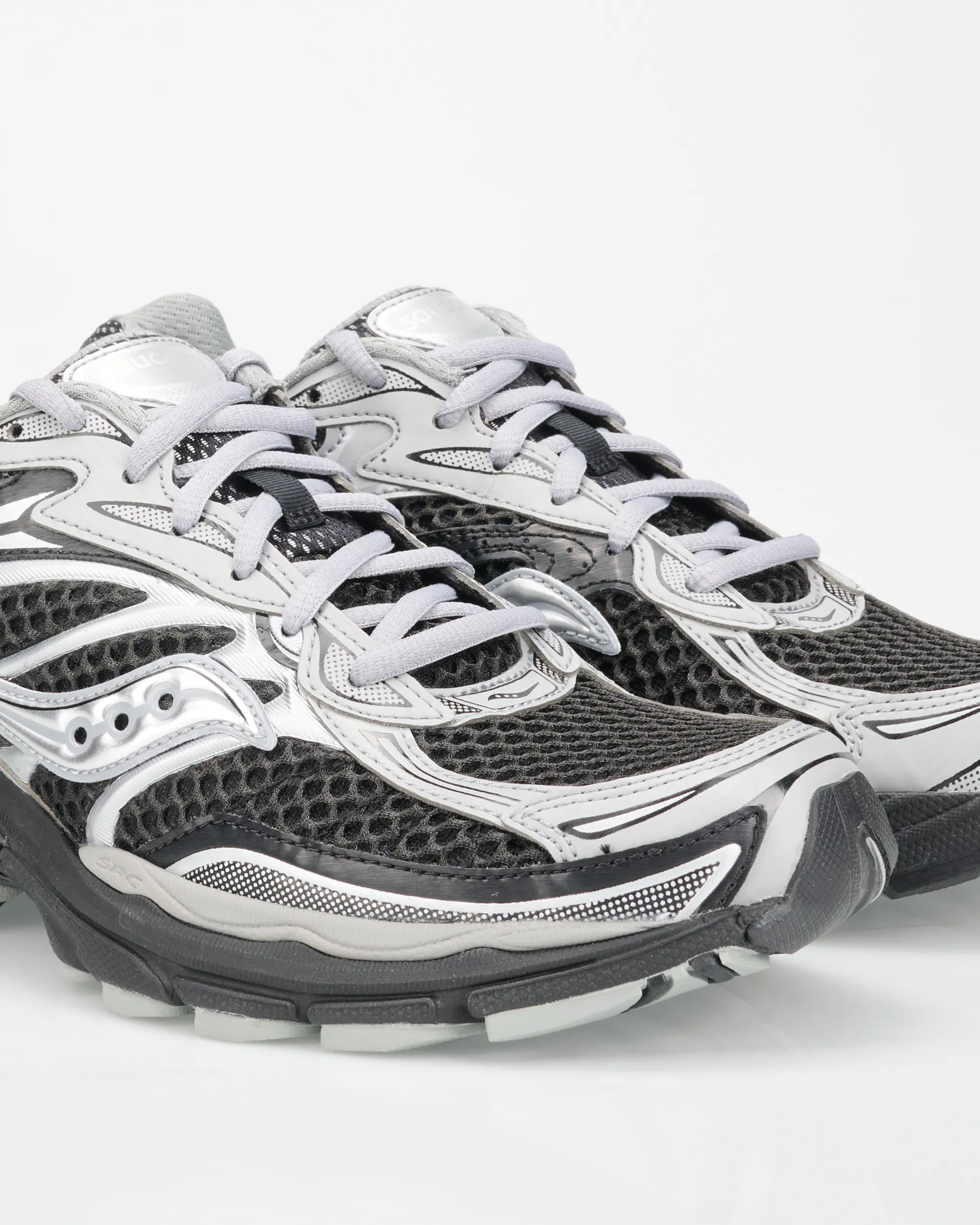 Saucony Progrid Omni 9 Sneakers Zwart 110292-001-41