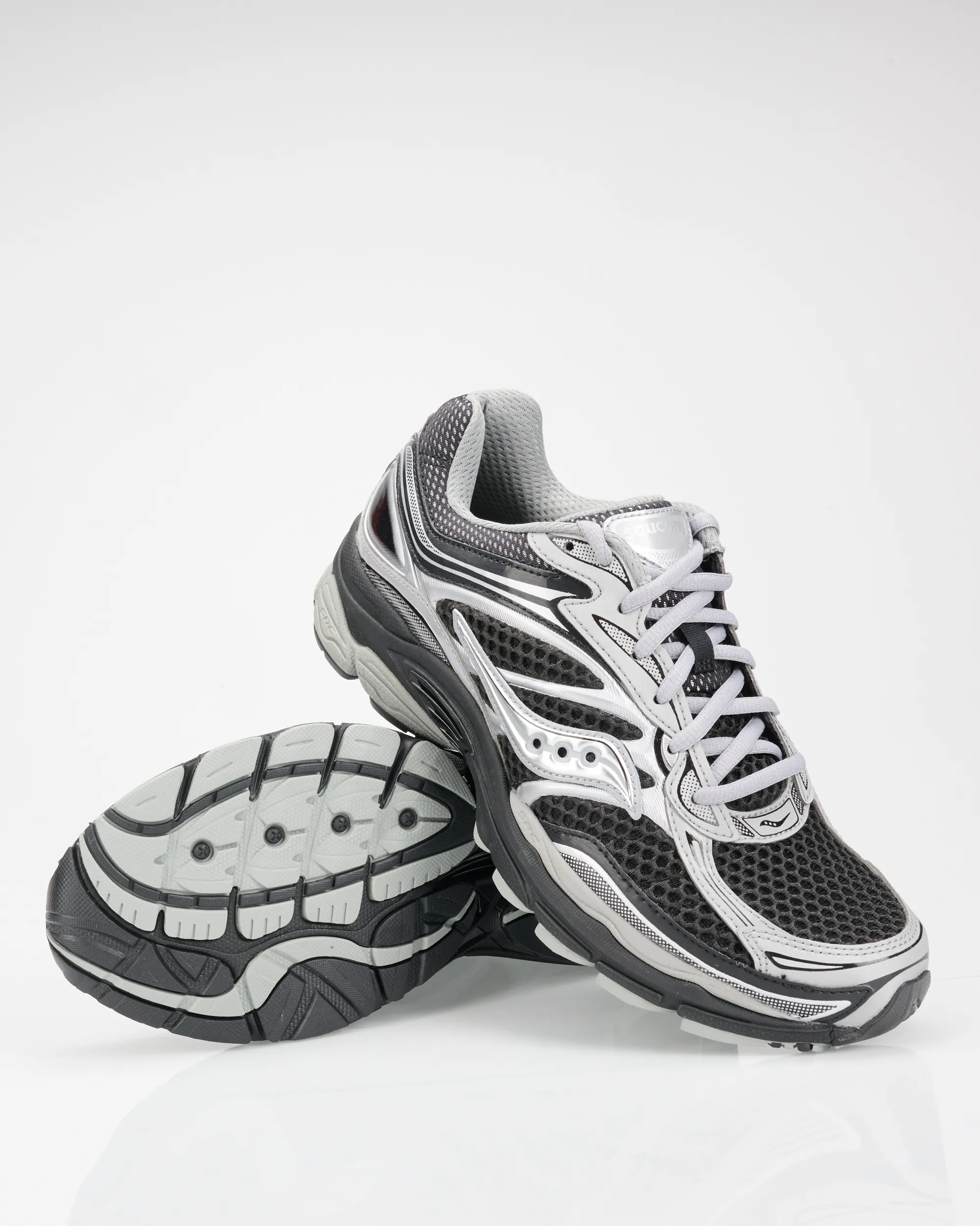 Saucony Progrid Omni 9 Sneakers Zwart 110292-001-41