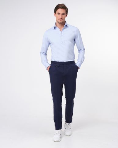 Veilig blauw Zo combineer je jouw favoriete broek OFM. Blog