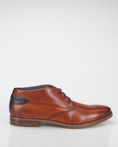 Bugatti  Geklede schoenen