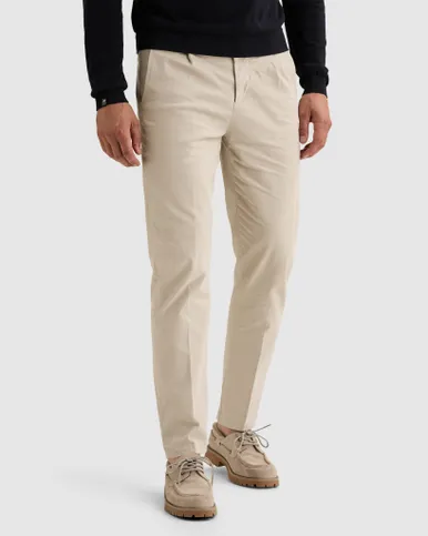 Vanguard Chino V35